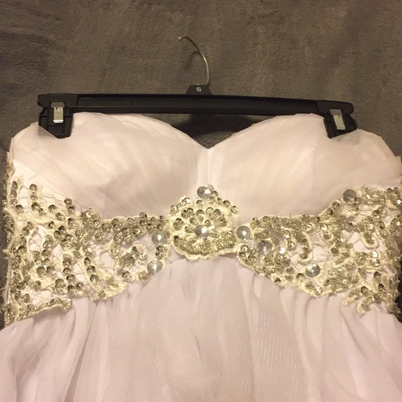 White dress for events homecoming, prom, social! - Picture 2 of 7